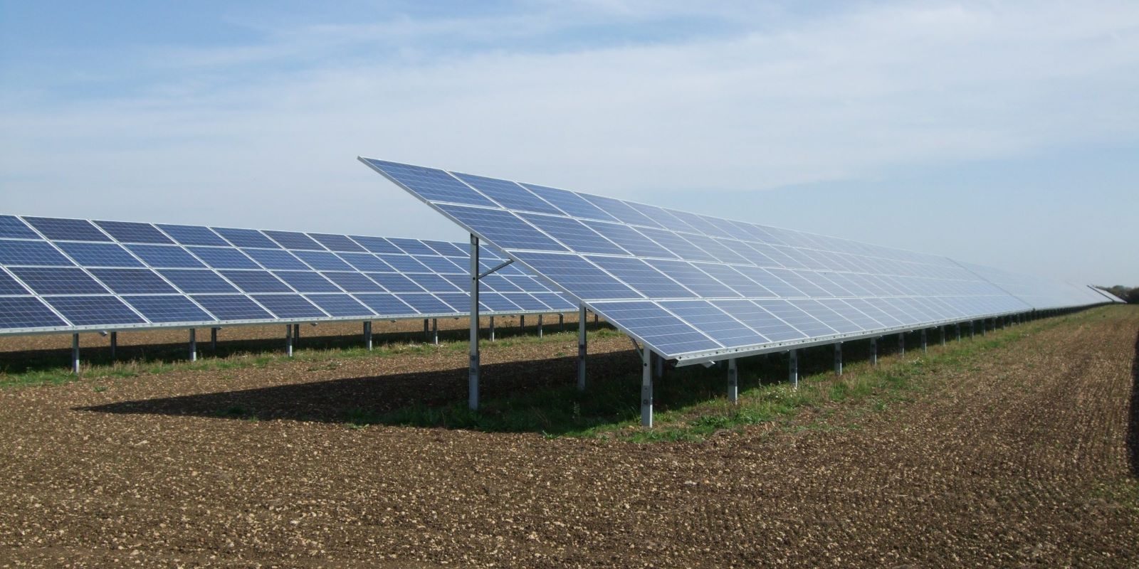 Solar-array-close-up-scaled-panorama-sml